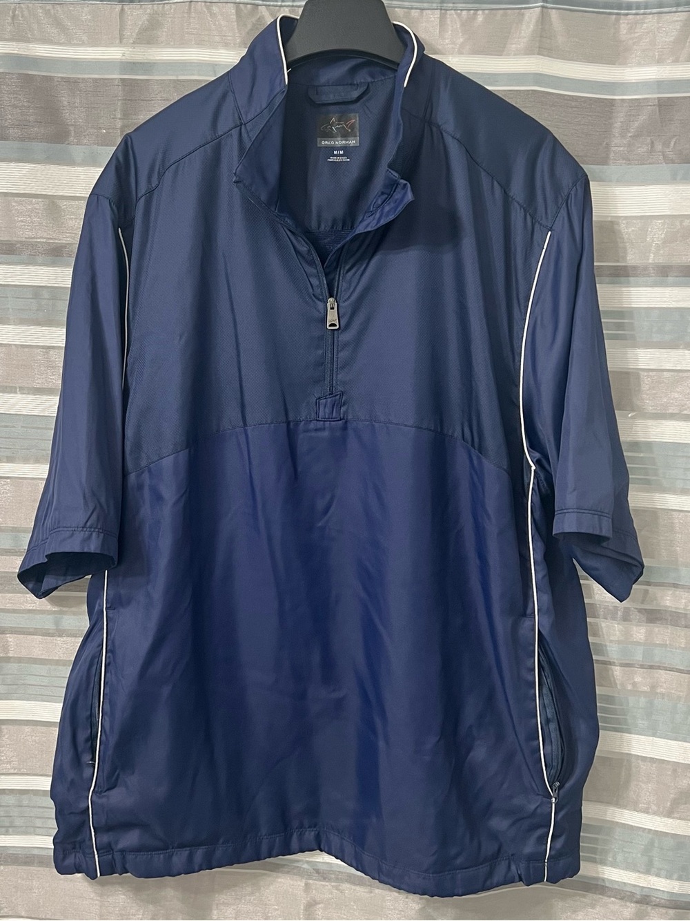 Greg Norman Men's Short-Sleeve 1/4 Zip Navy Blue Golf Windbreaker